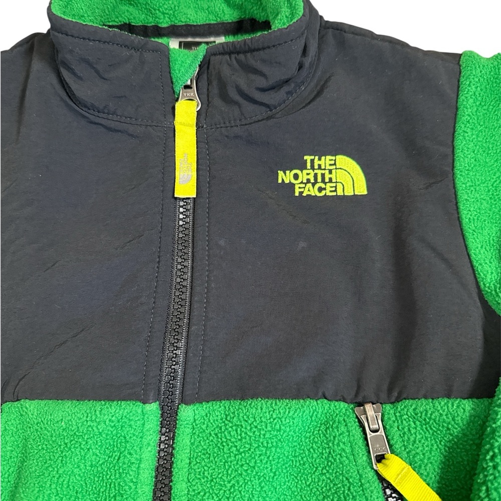 The North Face Kids Green & Black Fleece Jacket - Picture 2 of 6